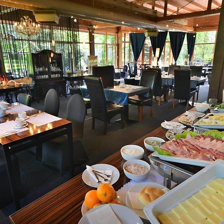 博尔诺维莫里斯公园酒店 Nový Bor 外观 照片
